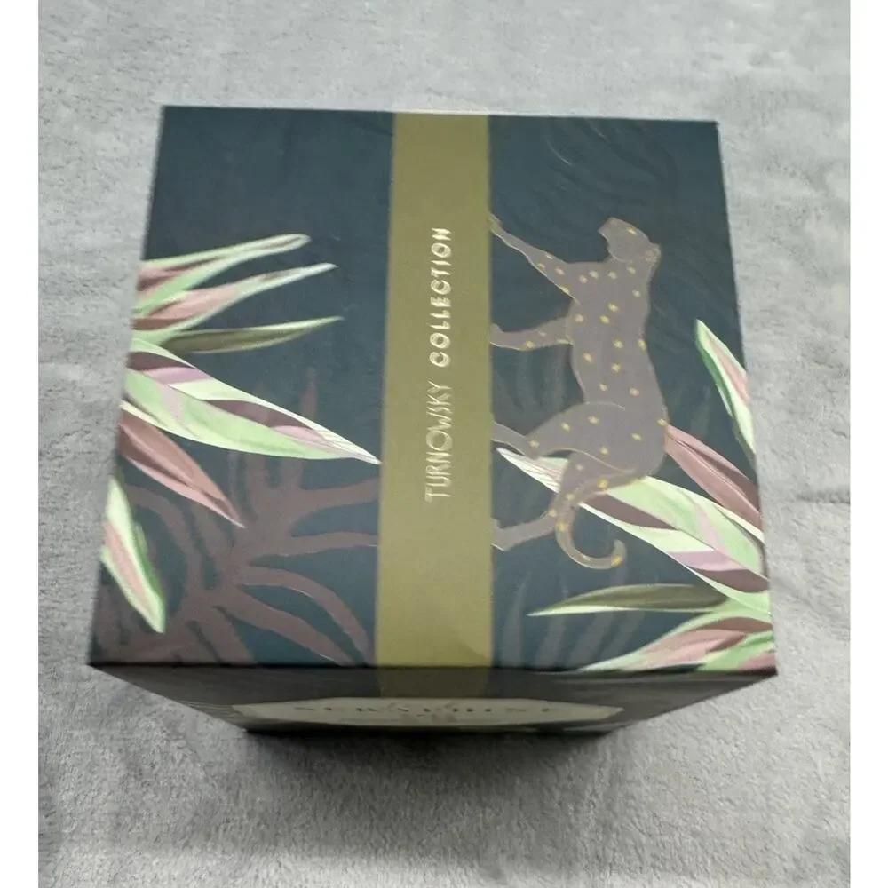 L'or de SERAPHINE Scented Candle Fragrance No. 33 ARES 17 Oz. Sage And Cedarwood